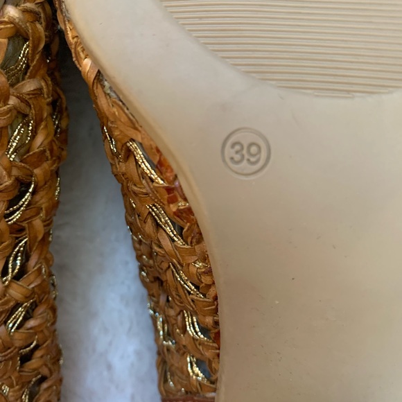 Morena Gabrielli Woven
Shooties - Picture 5 of 8